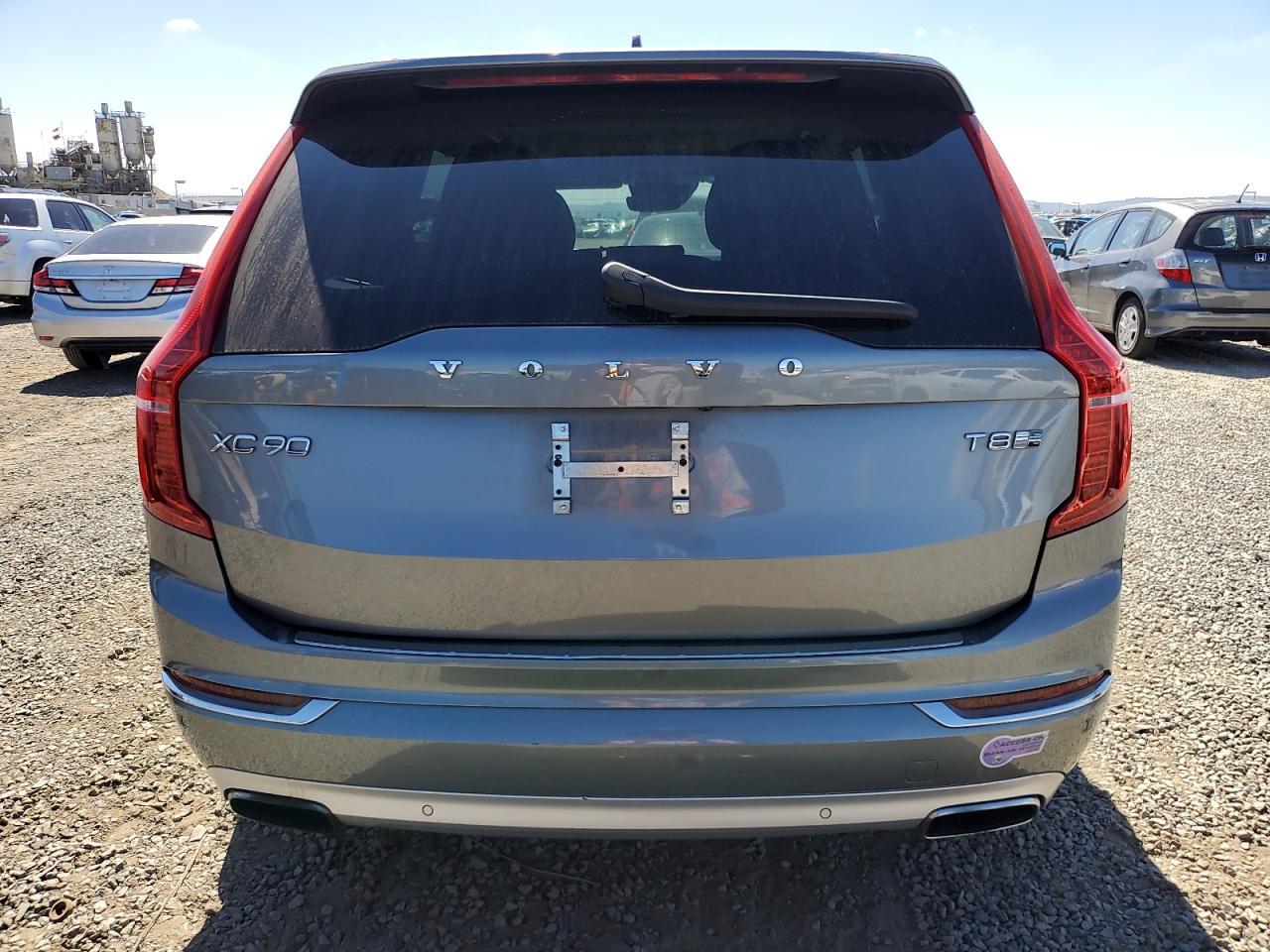 2019 VOLVO XC90