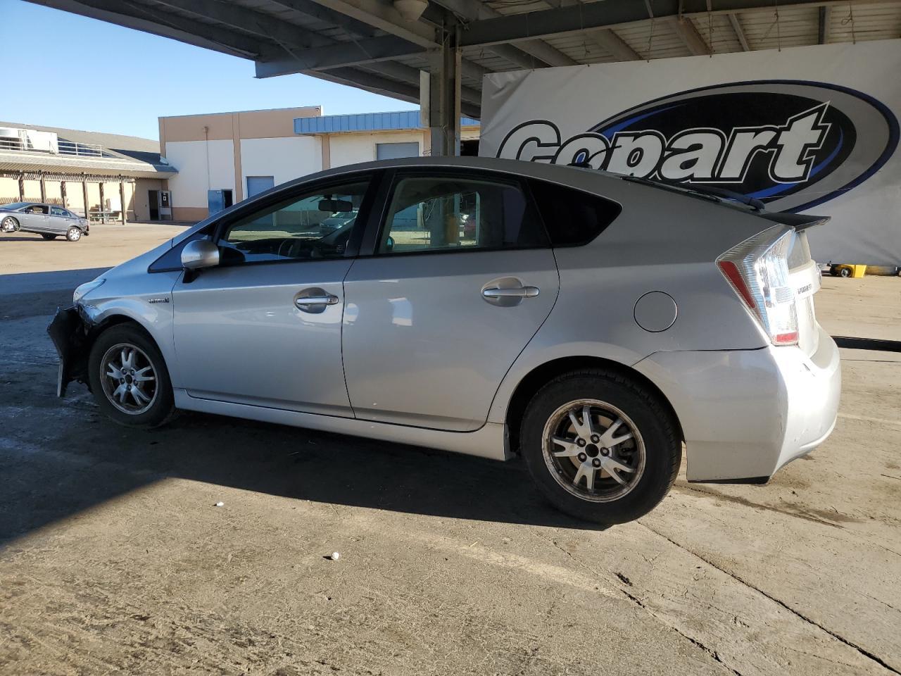 2011 TOYOTA PRIUS