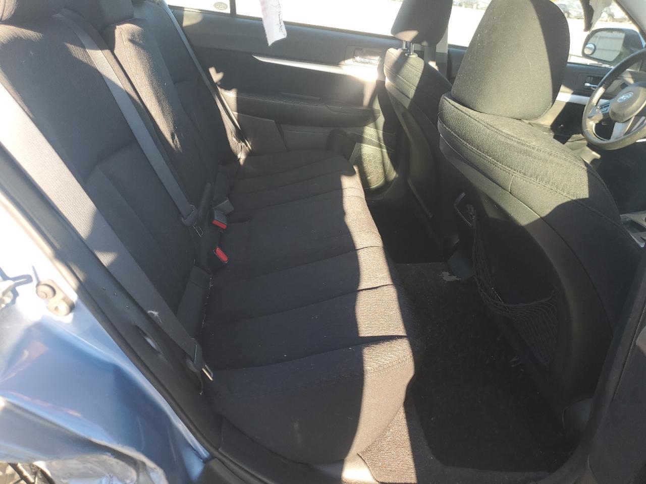 2010 SUBARU Legacy