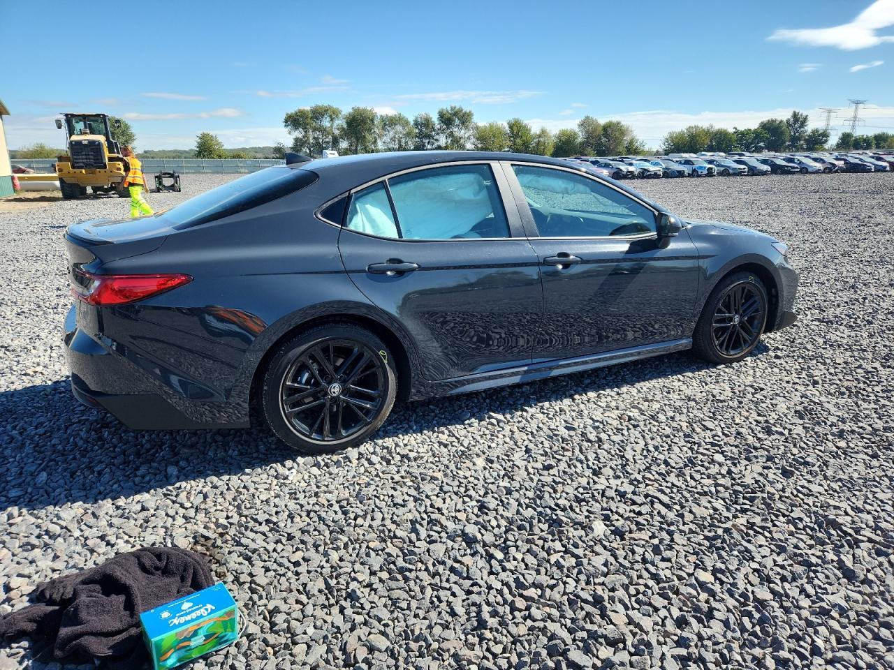 2025 TOYOTA CAMRY