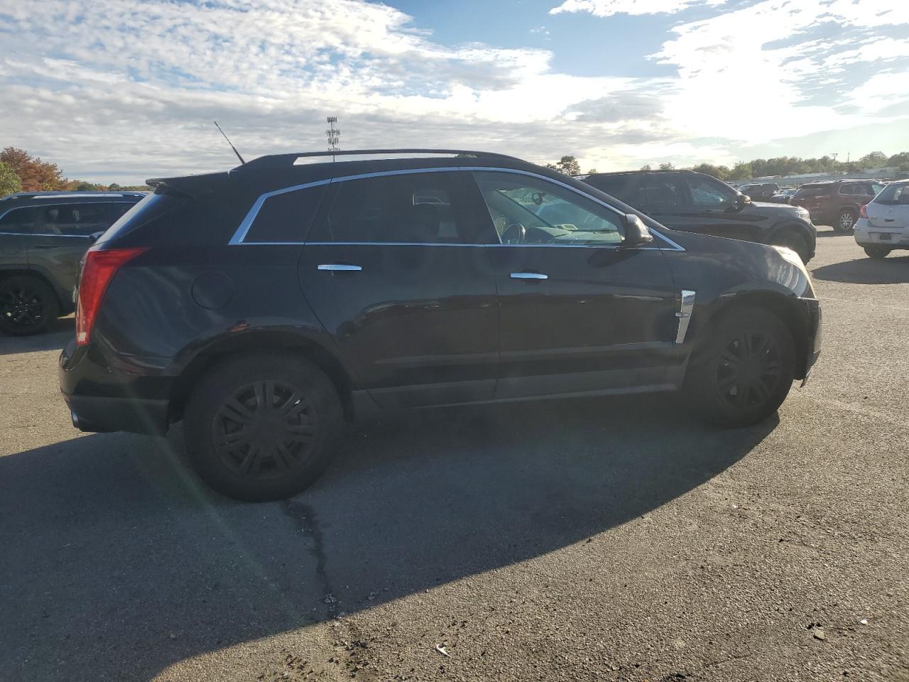 2011 CADILLAC SRX