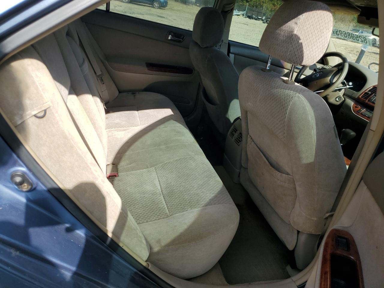 2004 TOYOTA CAMRY