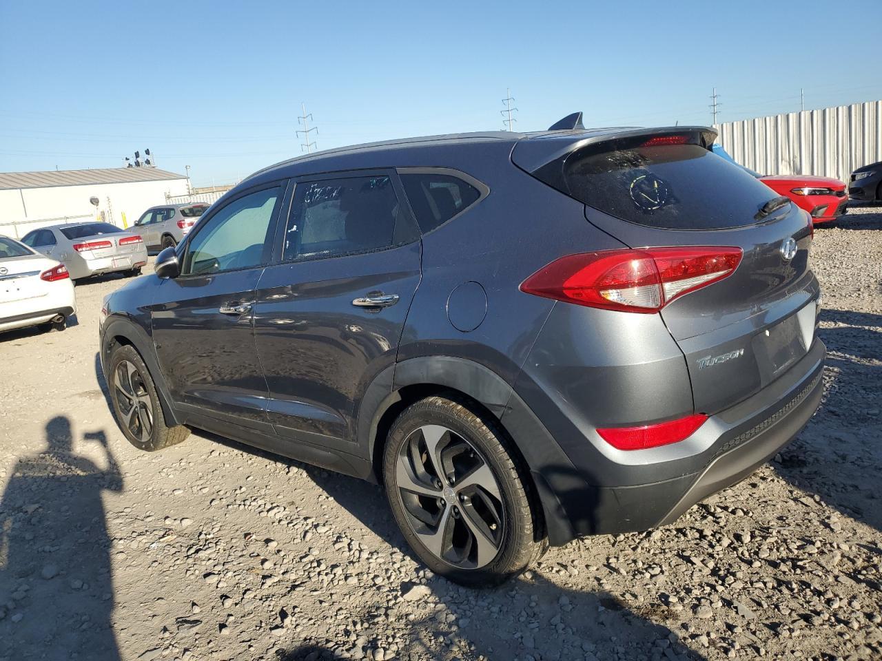 2016 HYUNDAI TUCSON