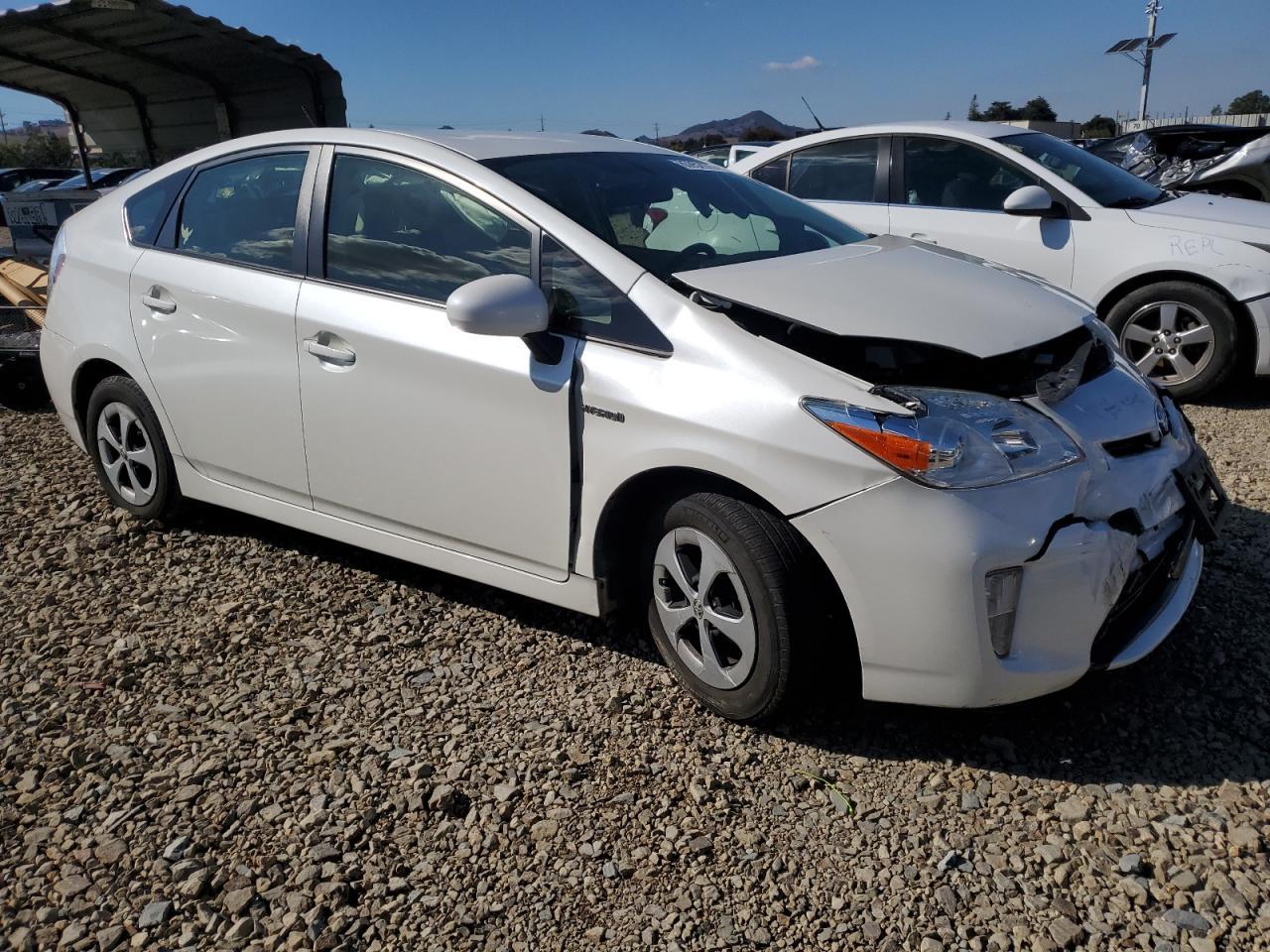 2015 TOYOTA PRIUS