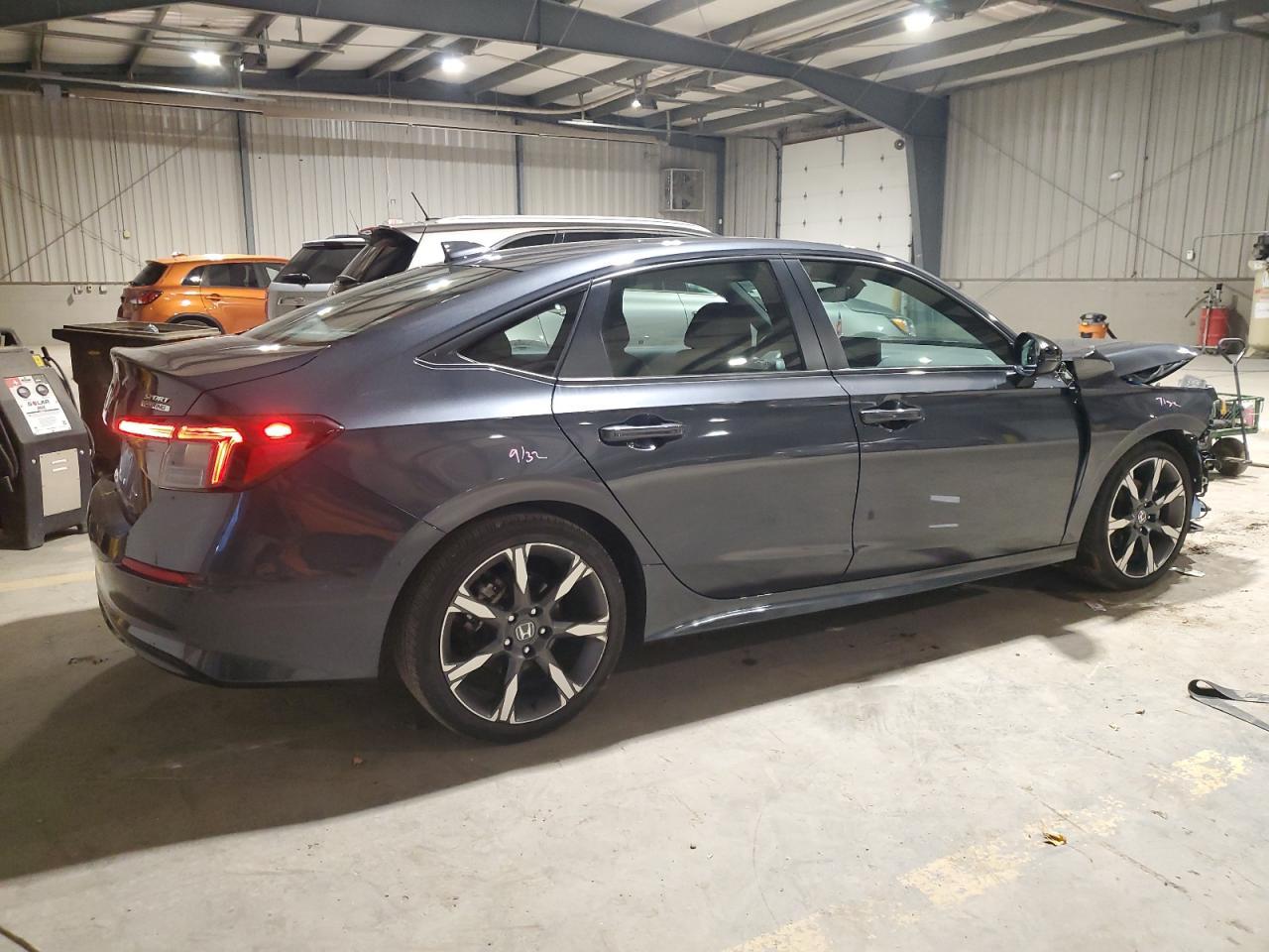 2025 HONDA CIVIC