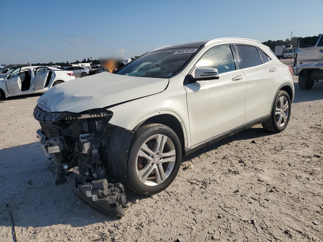 2016 MERCEDES-BENZ GLA-Class