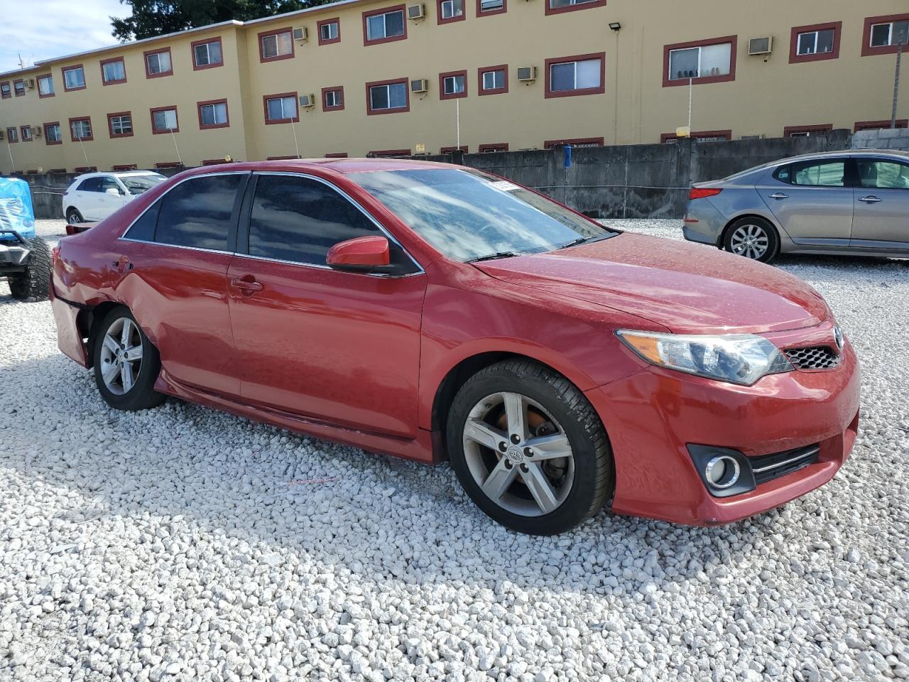 2012 TOYOTA CAMRY