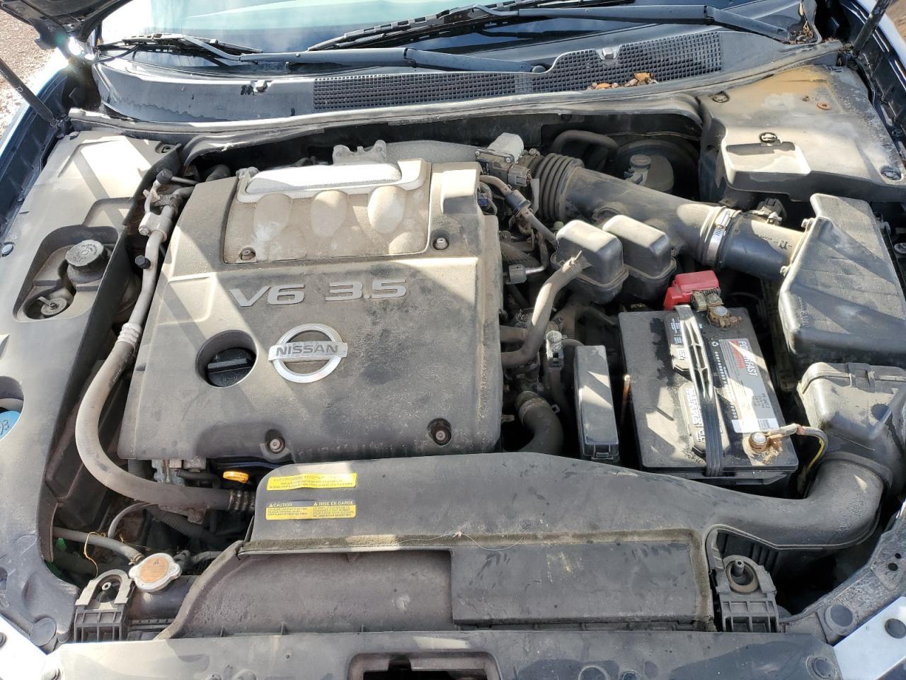 2005 NISSAN Maxima
