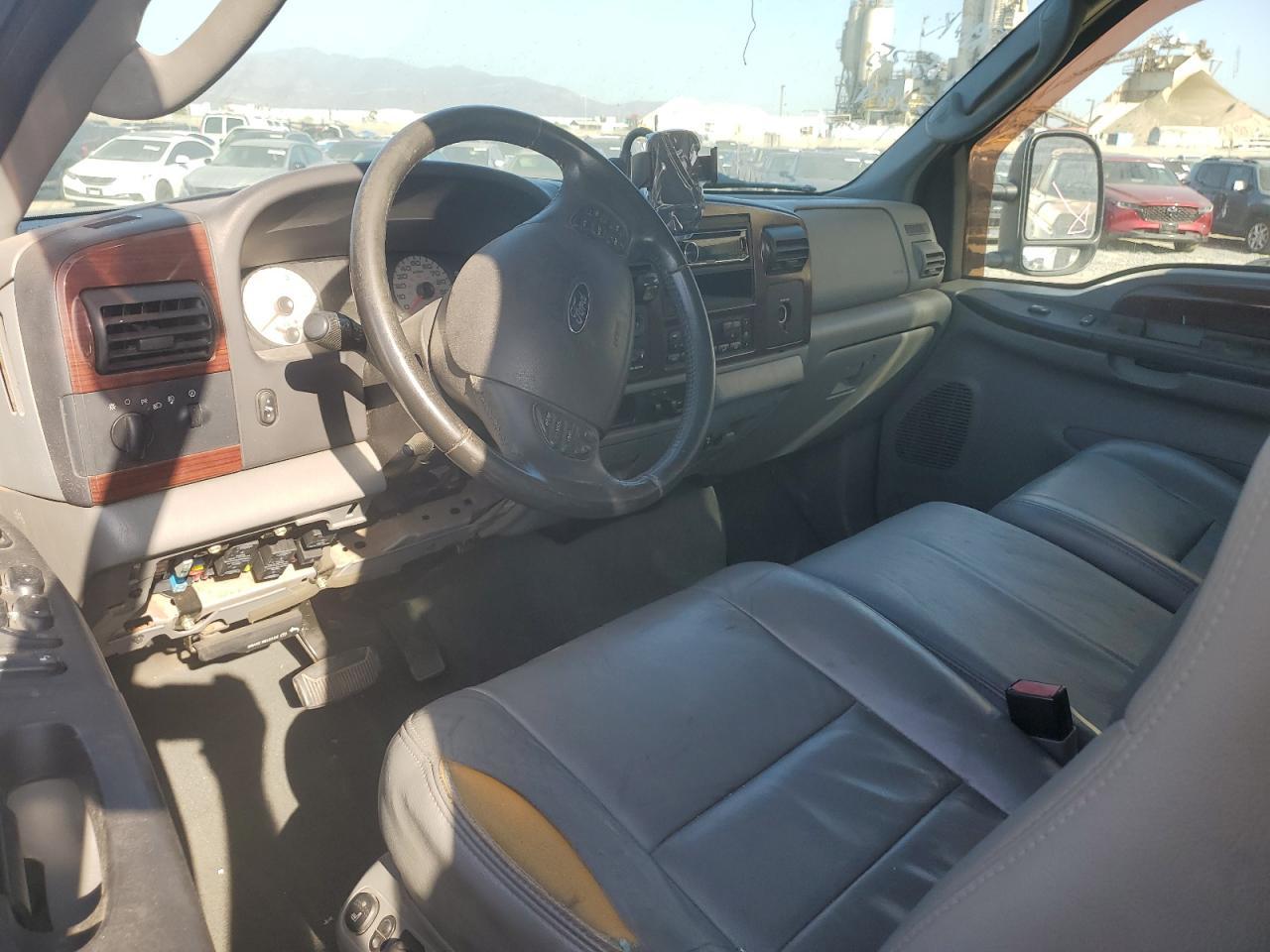 2005 FORD F-350