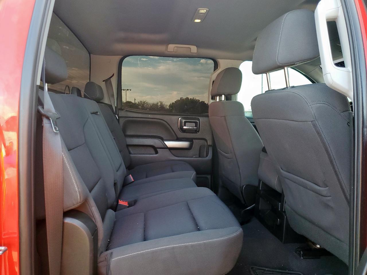 2018 CHEVROLET Silverado