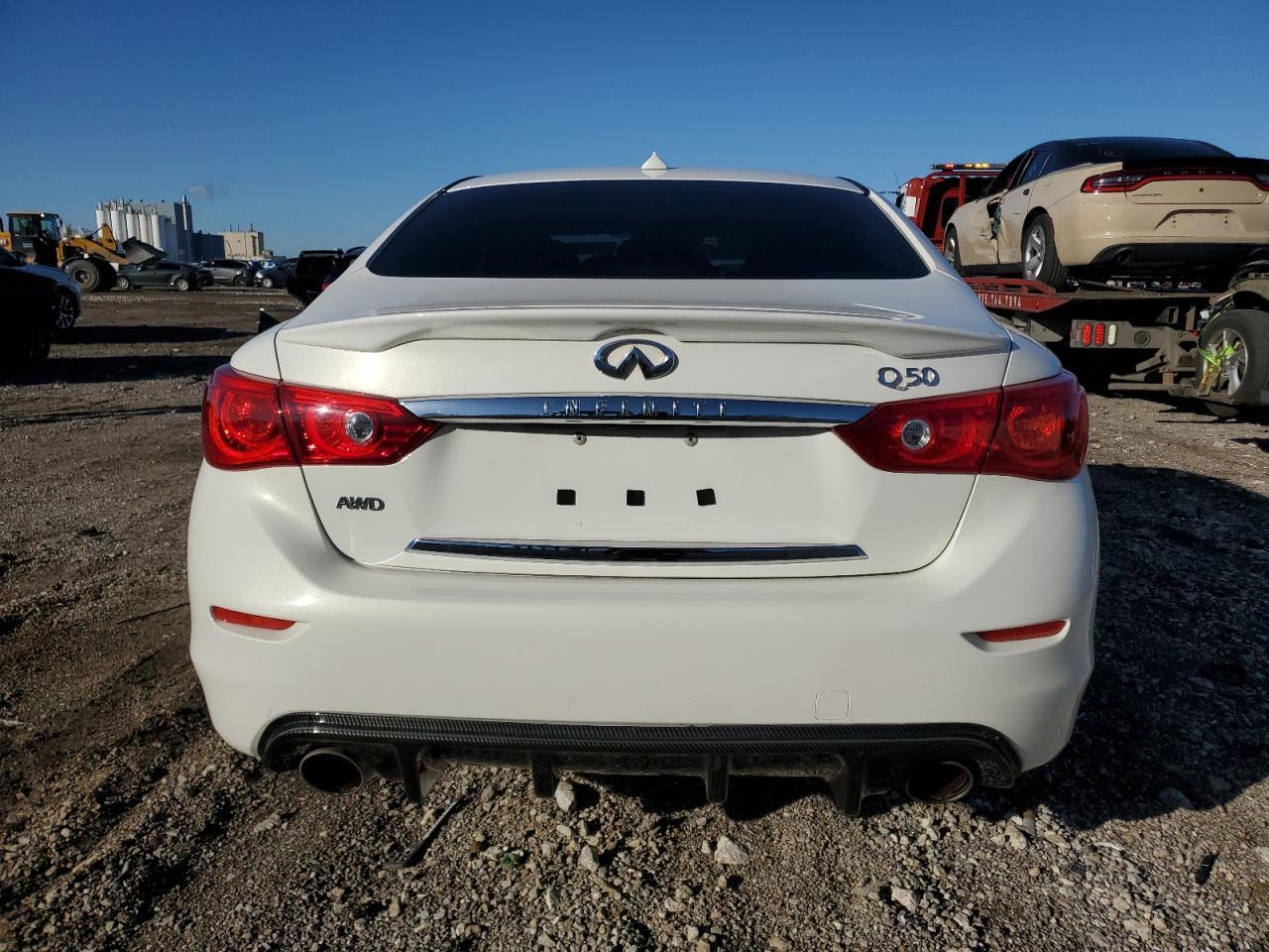2015 INFINITI Q50