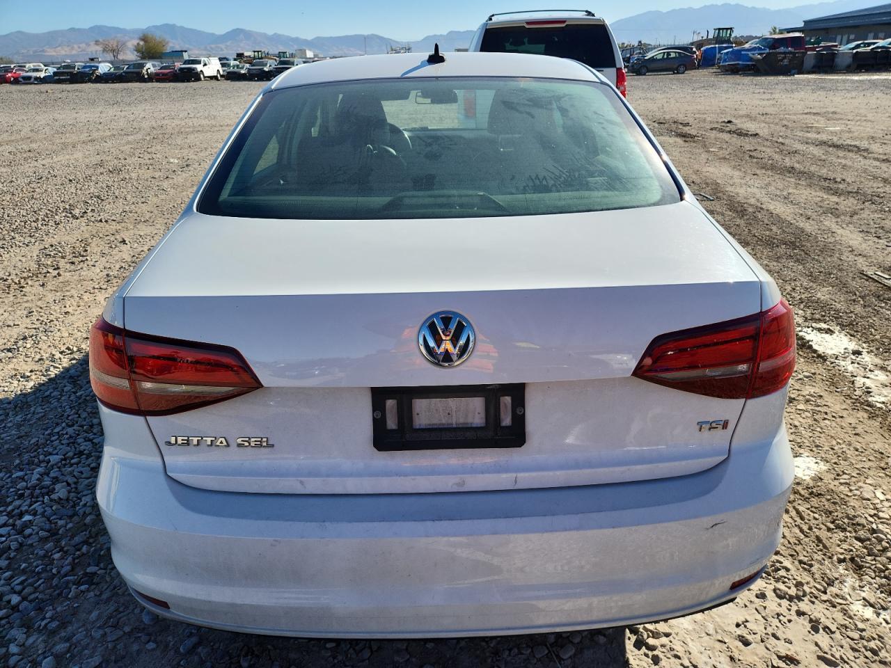 2016 VOLKSWAGEN JETTA