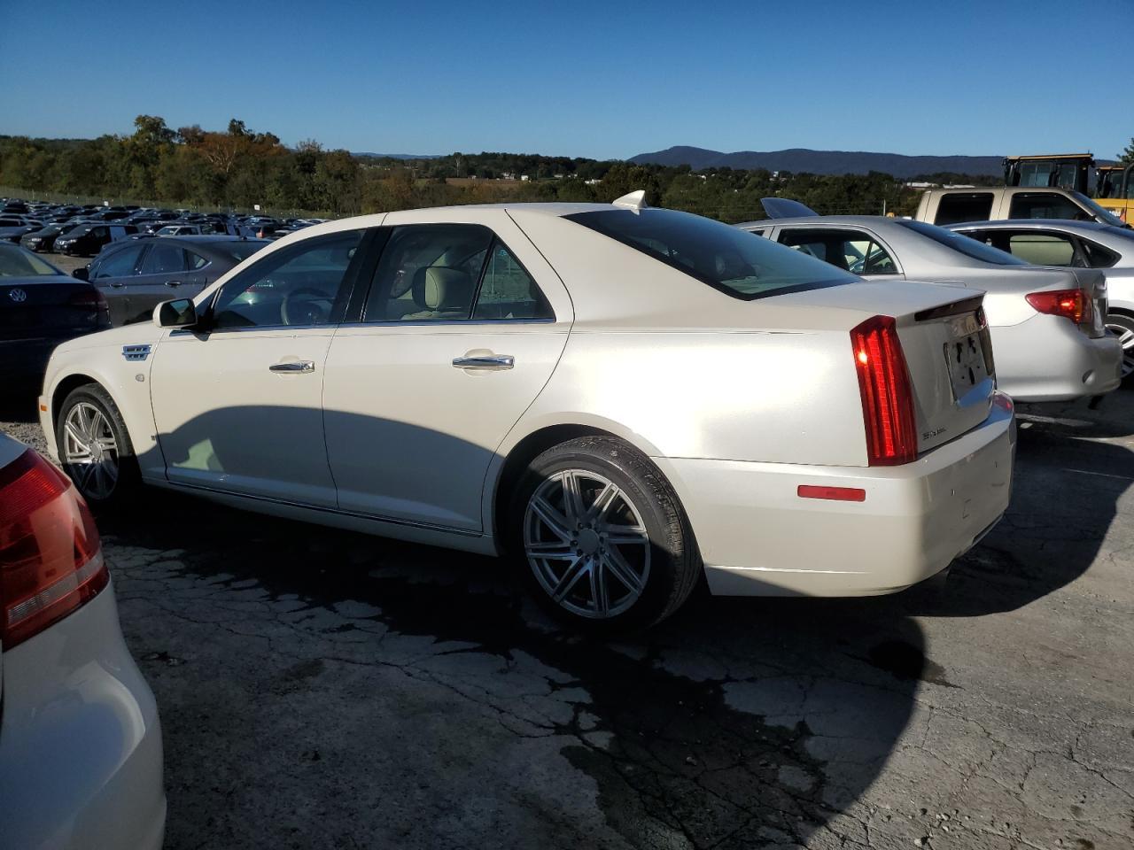 2009 CADILLAC STS