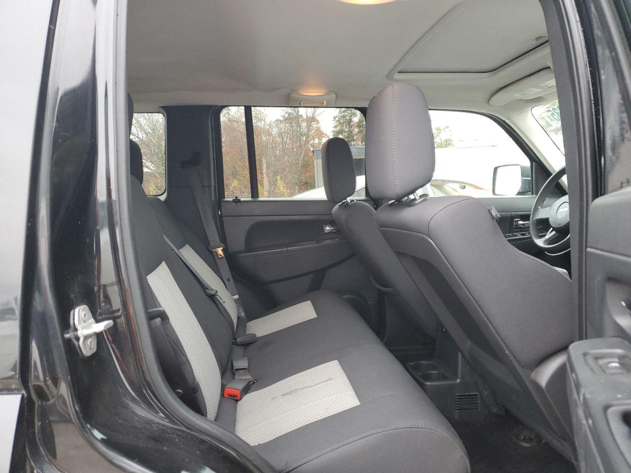 2009 JEEP Liberty