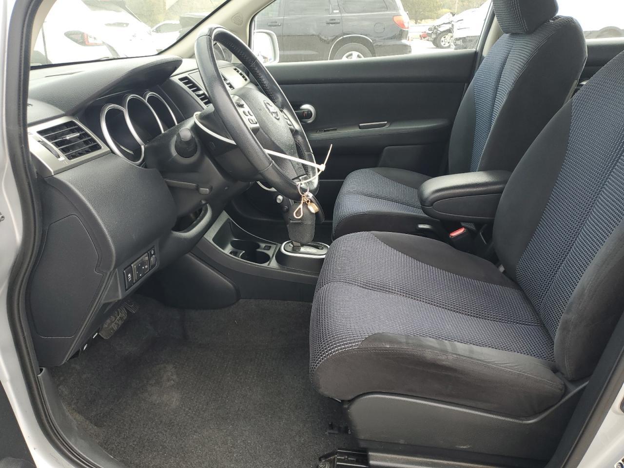2010 NISSAN VERSA
