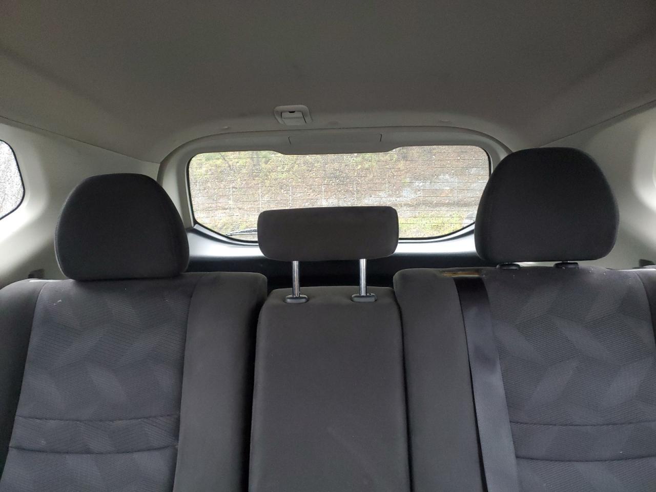 2015 NISSAN ROGUE
