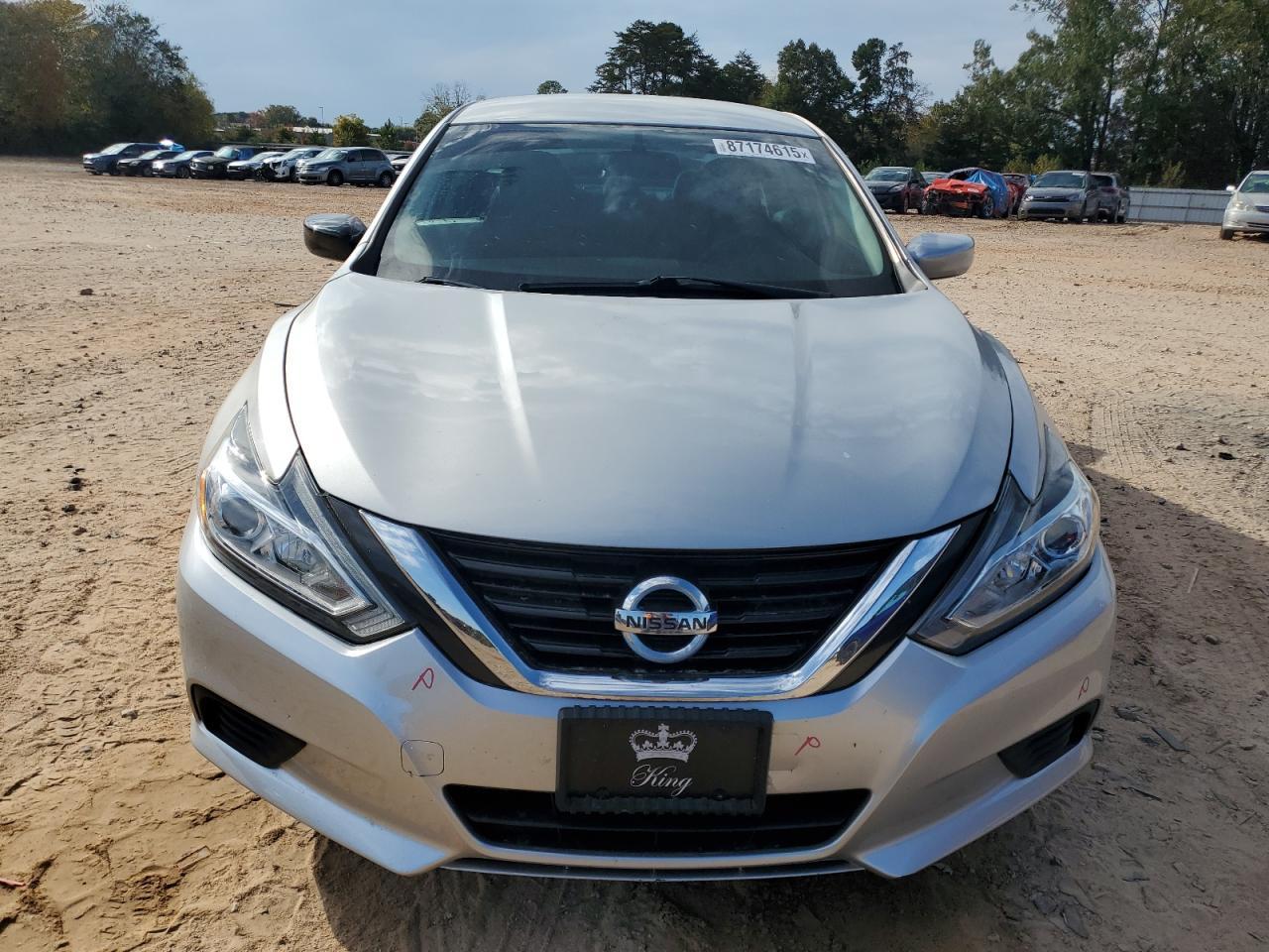 2017 NISSAN ALTIMA