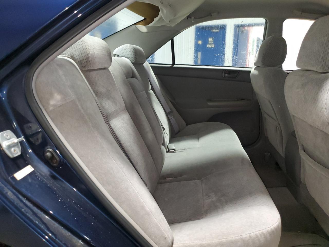 2004 TOYOTA CAMRY