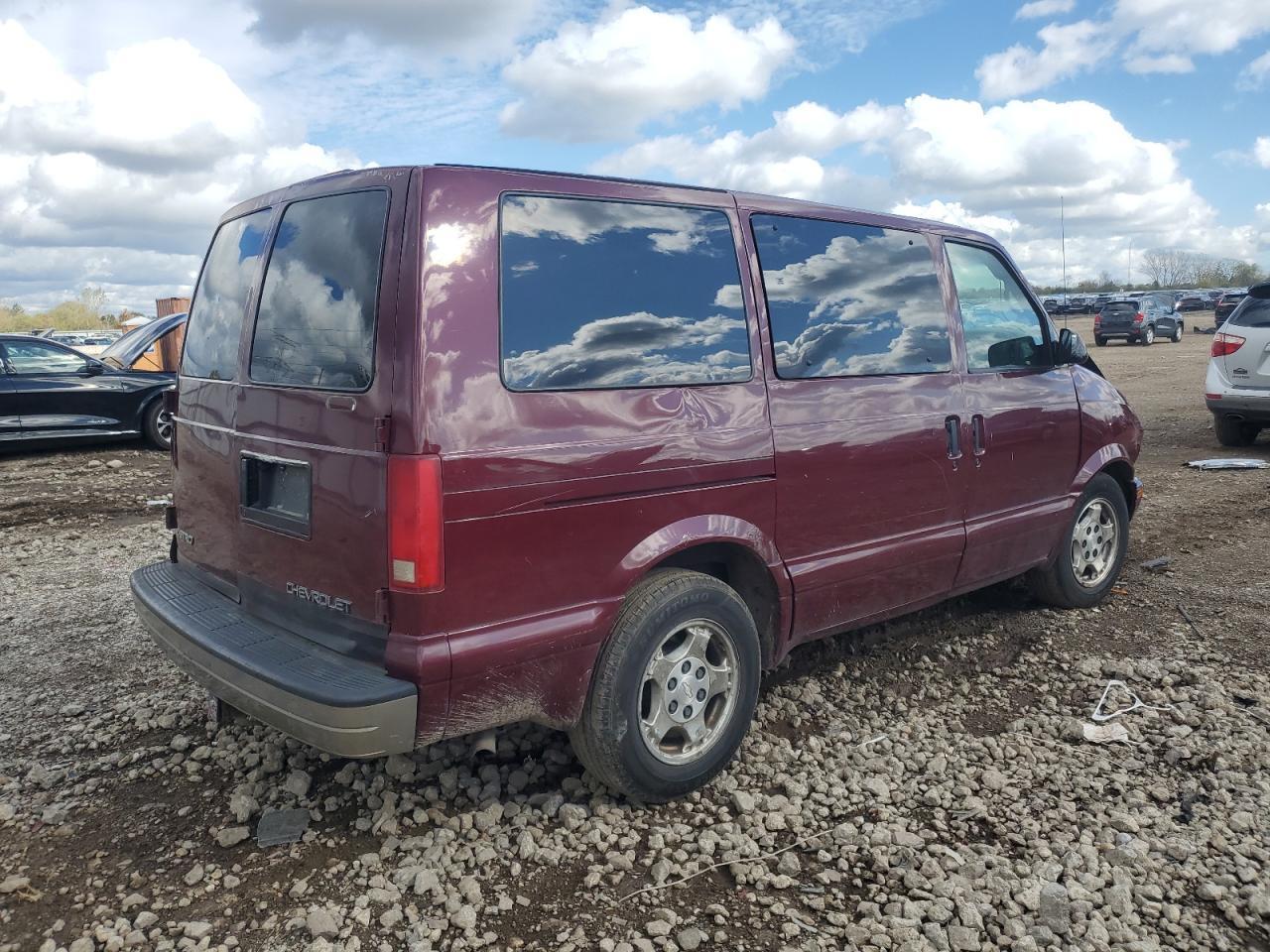2004 CHEVROLET Astro