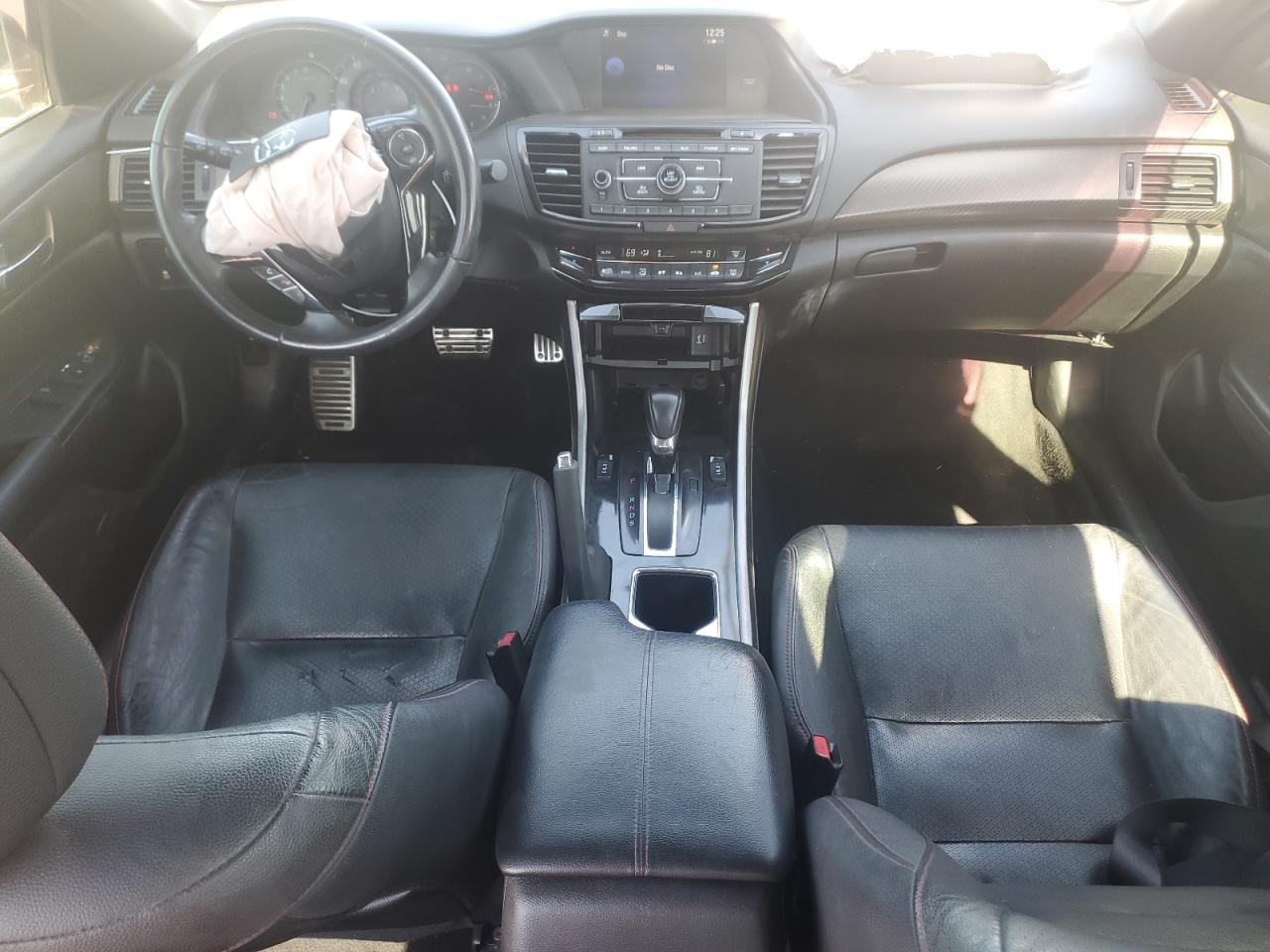2017 HONDA ACCORD