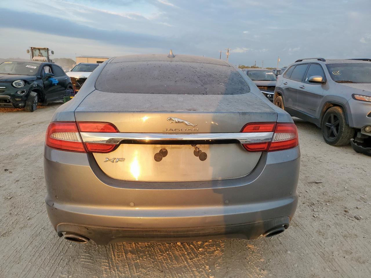 2015 JAGUAR XF