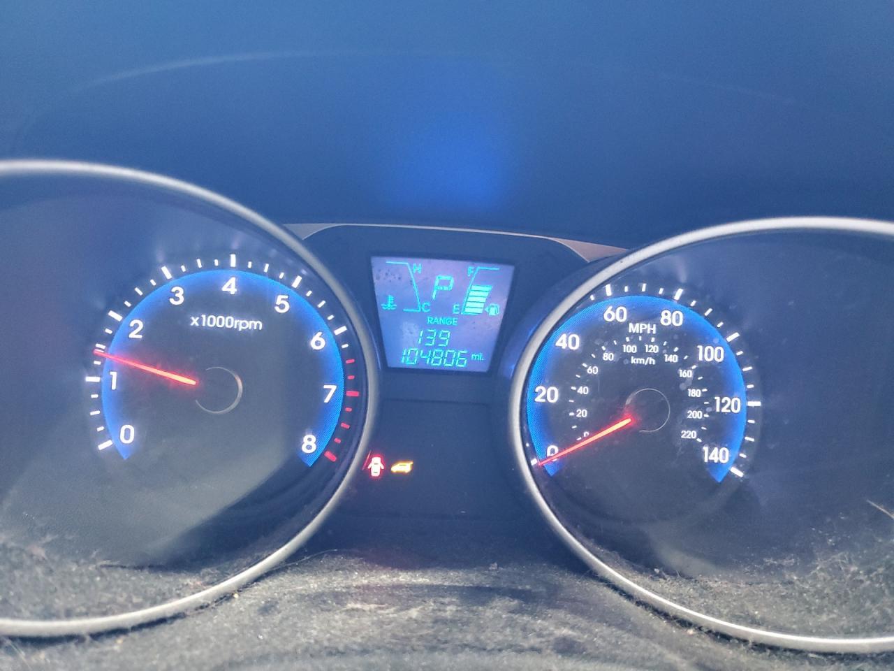 2011 HYUNDAI TUCSON
