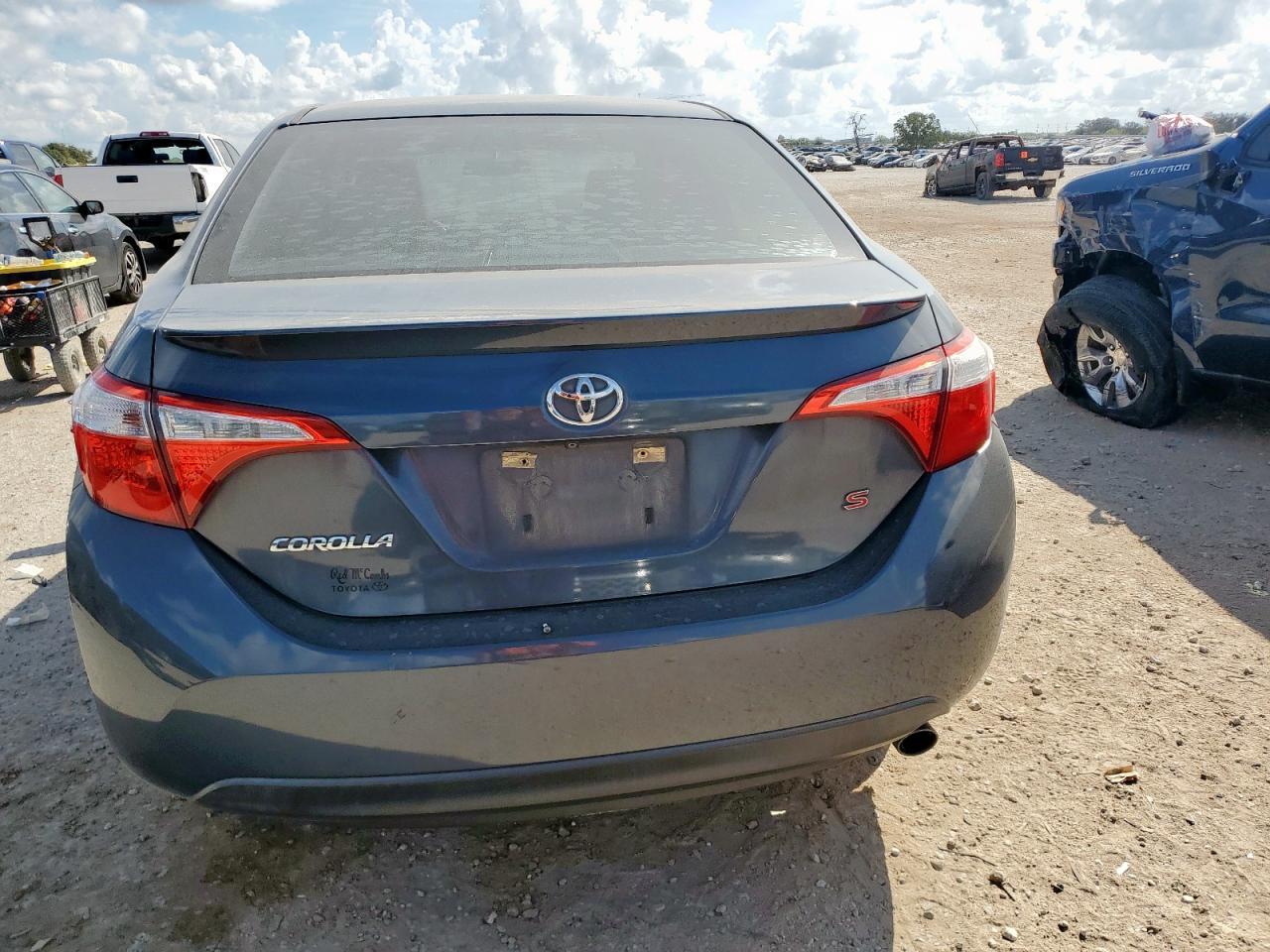 2015 TOYOTA COROLLA