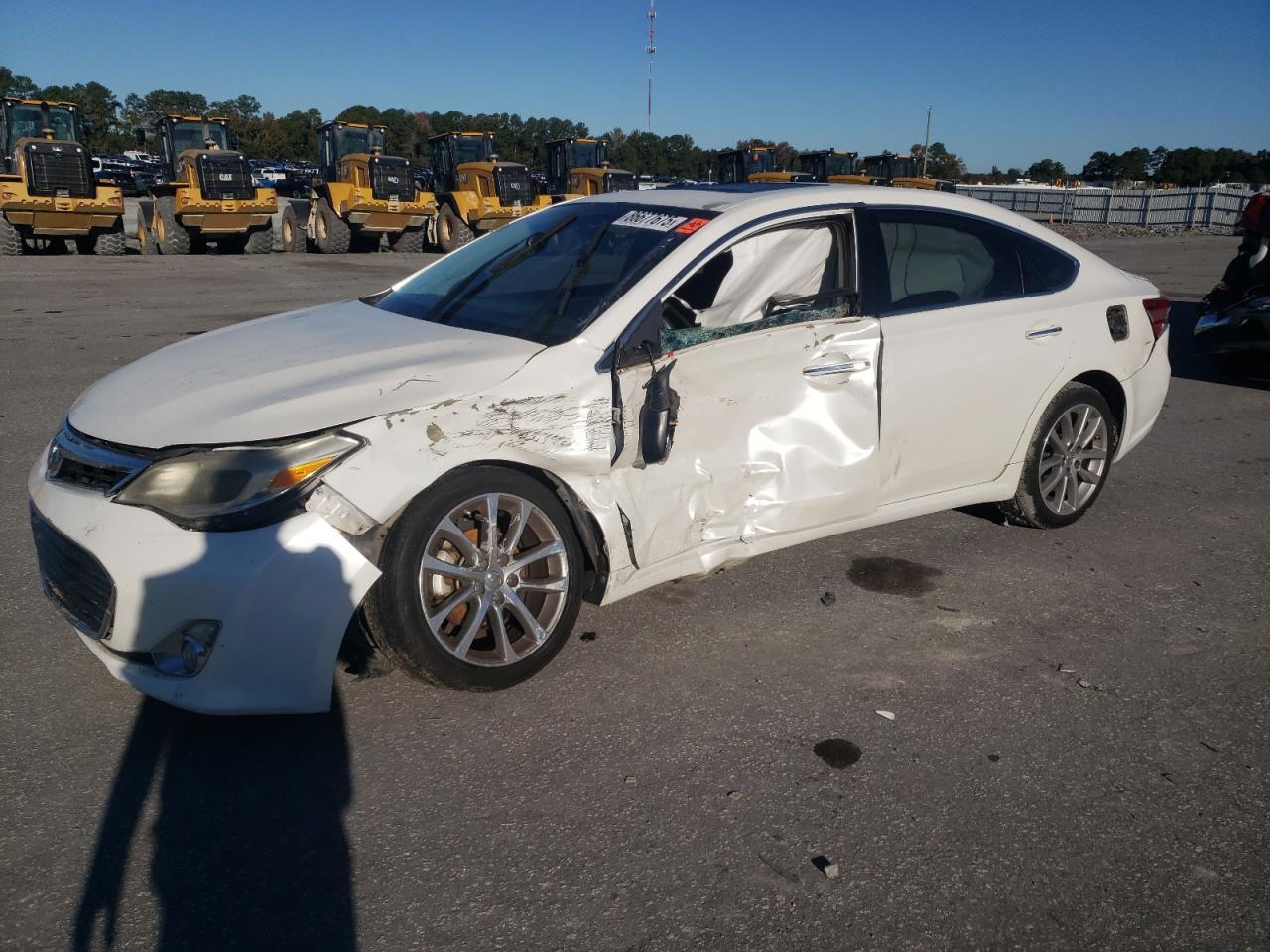 2014 TOYOTA Avalon