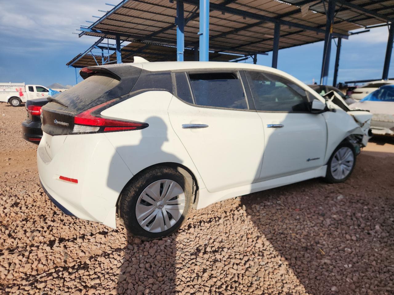 2019 NISSAN LEAF