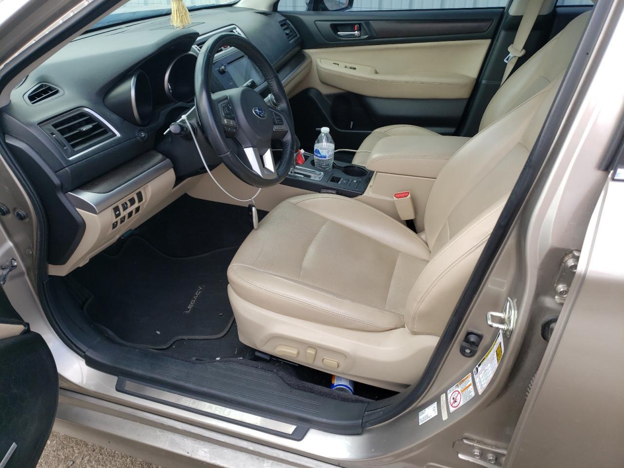 2015 SUBARU Legacy