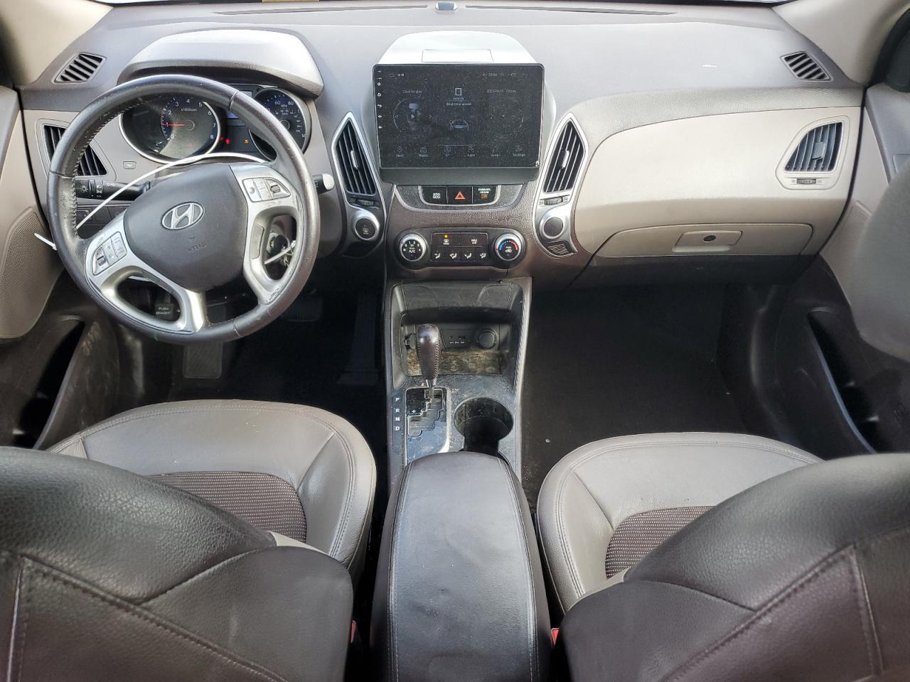 2012 HYUNDAI TUCSON