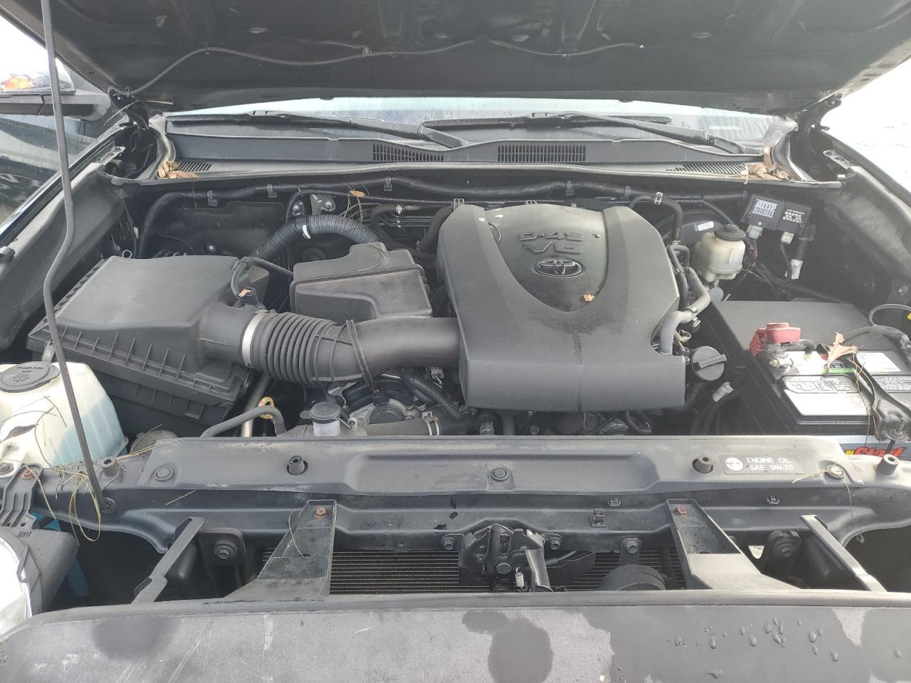 2017 TOYOTA TACOMA