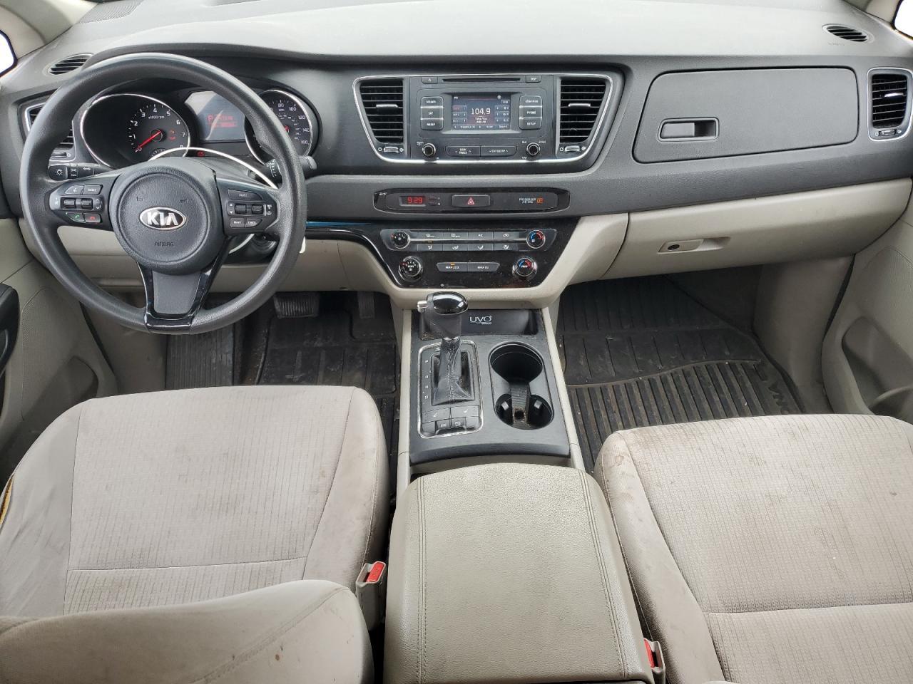 2016 KIA SEDONA