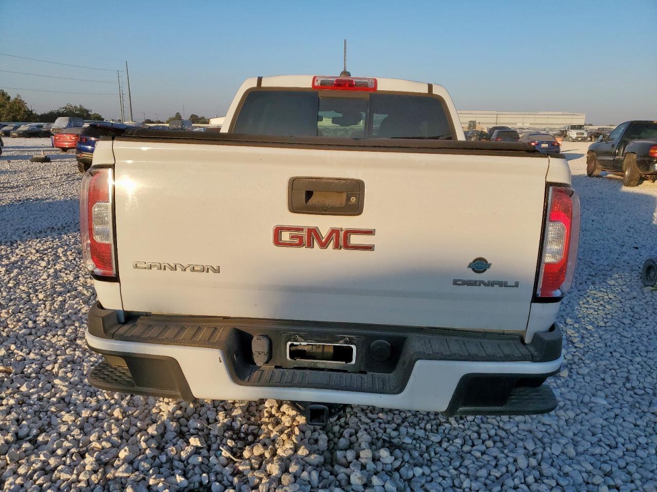2018 GMC CANYON