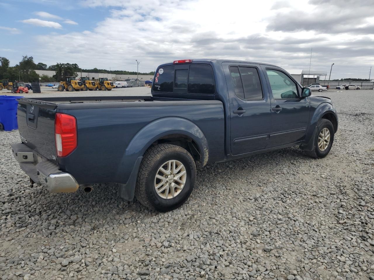 2015 NISSAN Frontier