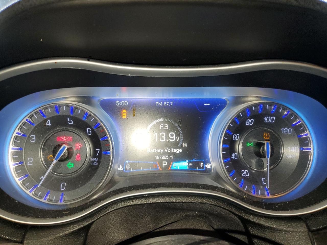 2015 CHRYSLER 300
