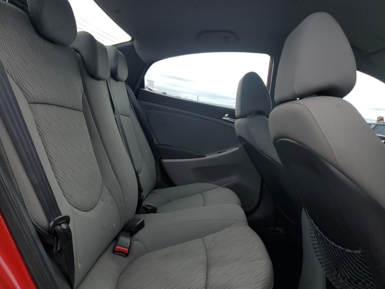 2012 HYUNDAI ACCENT