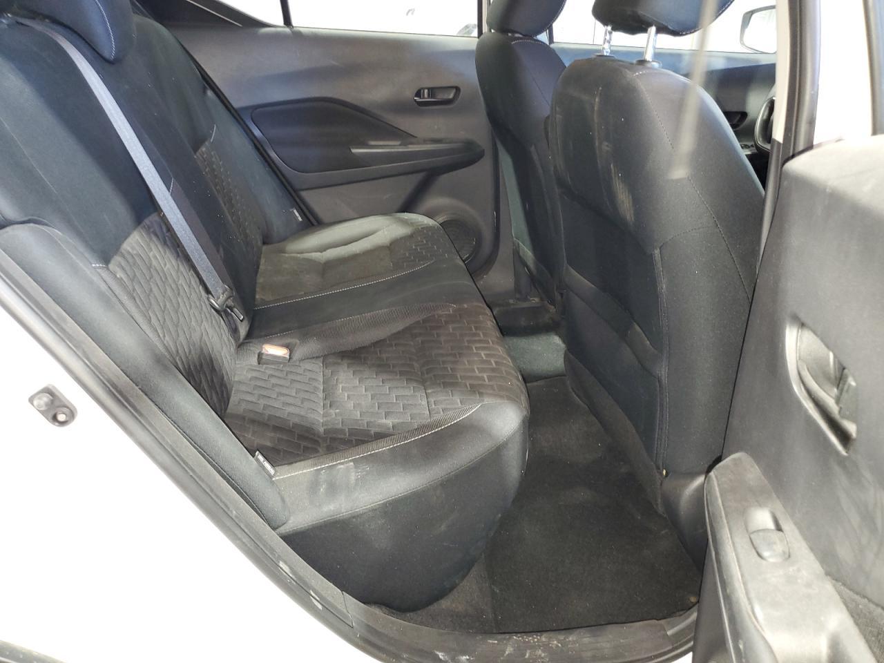 2021 NISSAN KICKS