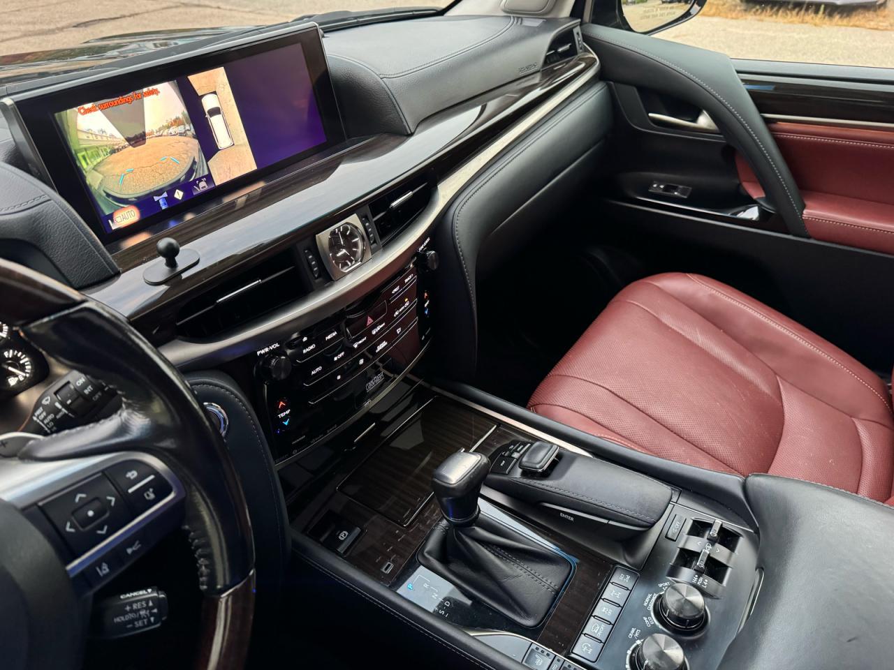 2016 LEXUS LX 570