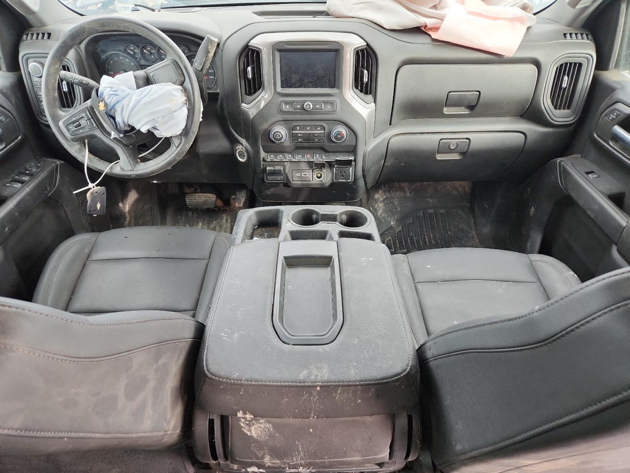 2025 CHEVROLET Silverado