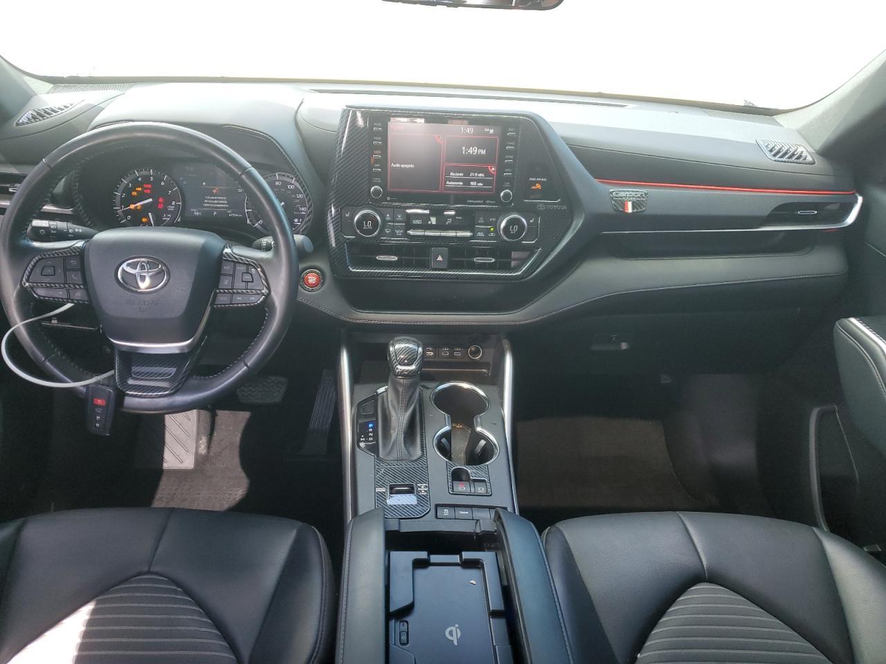 2022 TOYOTA HIGHLANDER
