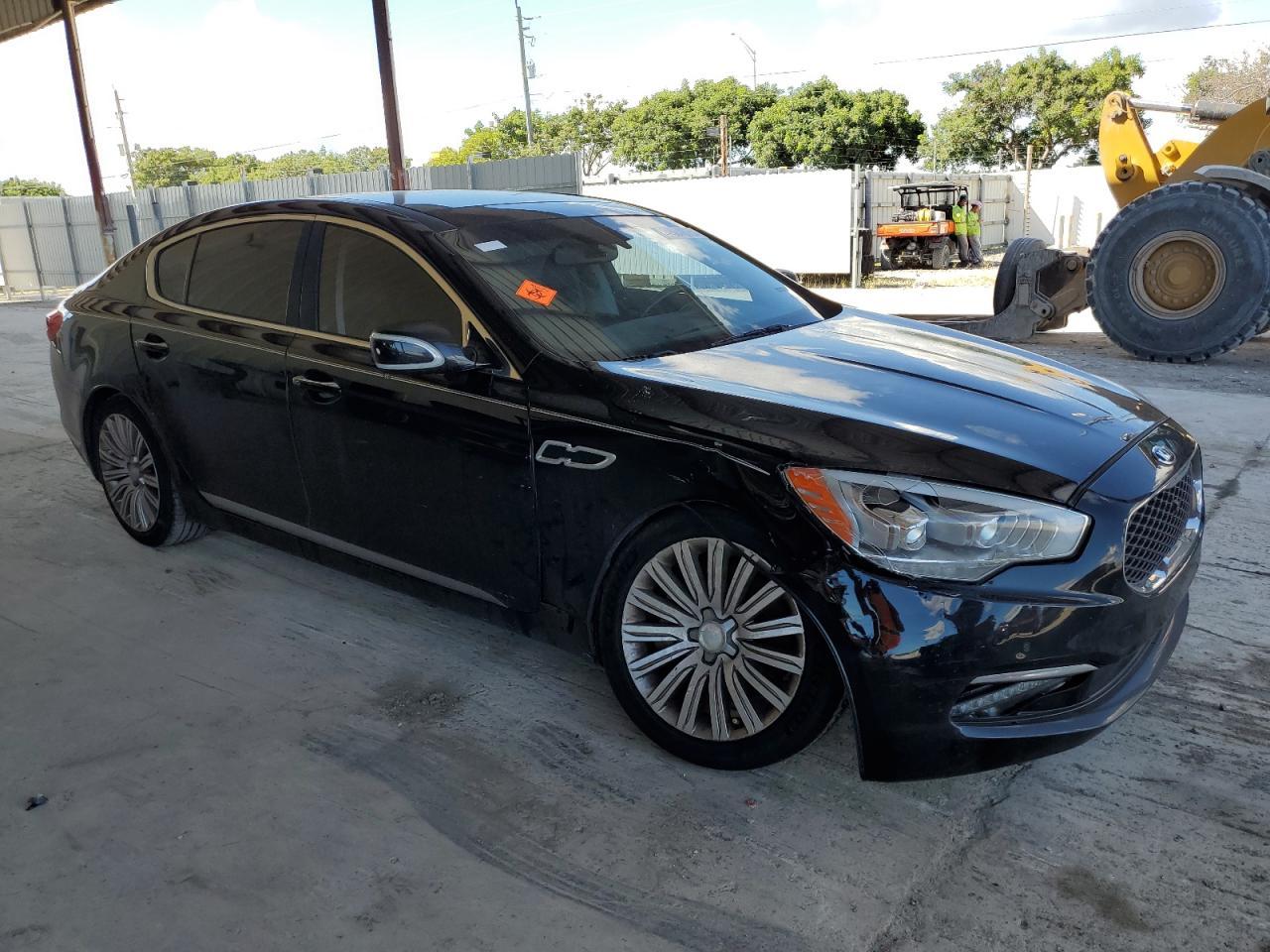 2015 KIA K900