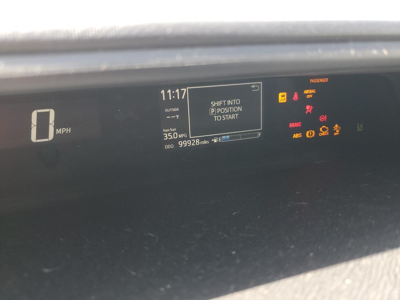 2018 TOYOTA Prius c
