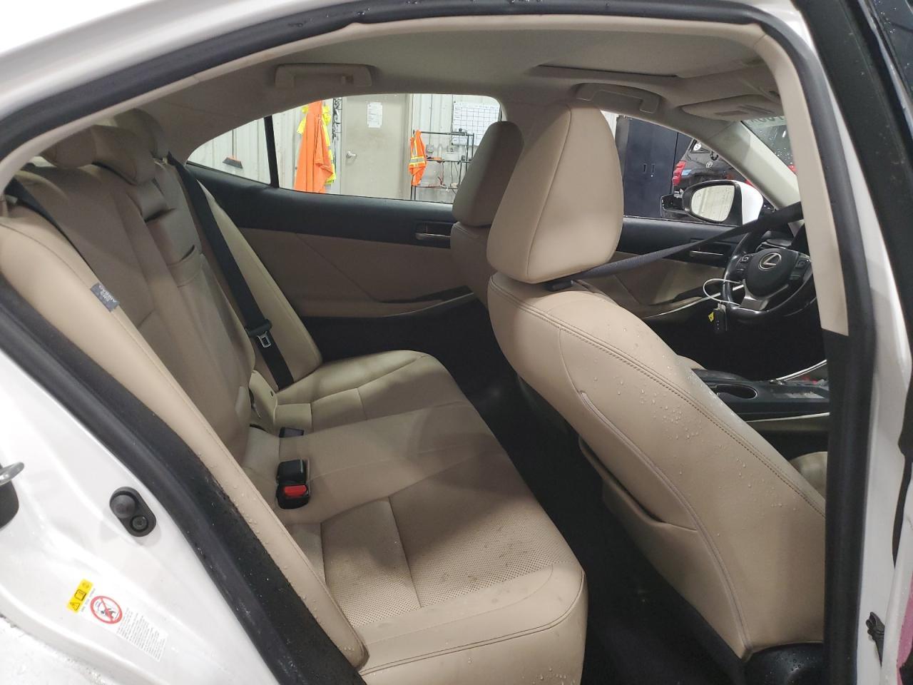 2018 LEXUS IS 300