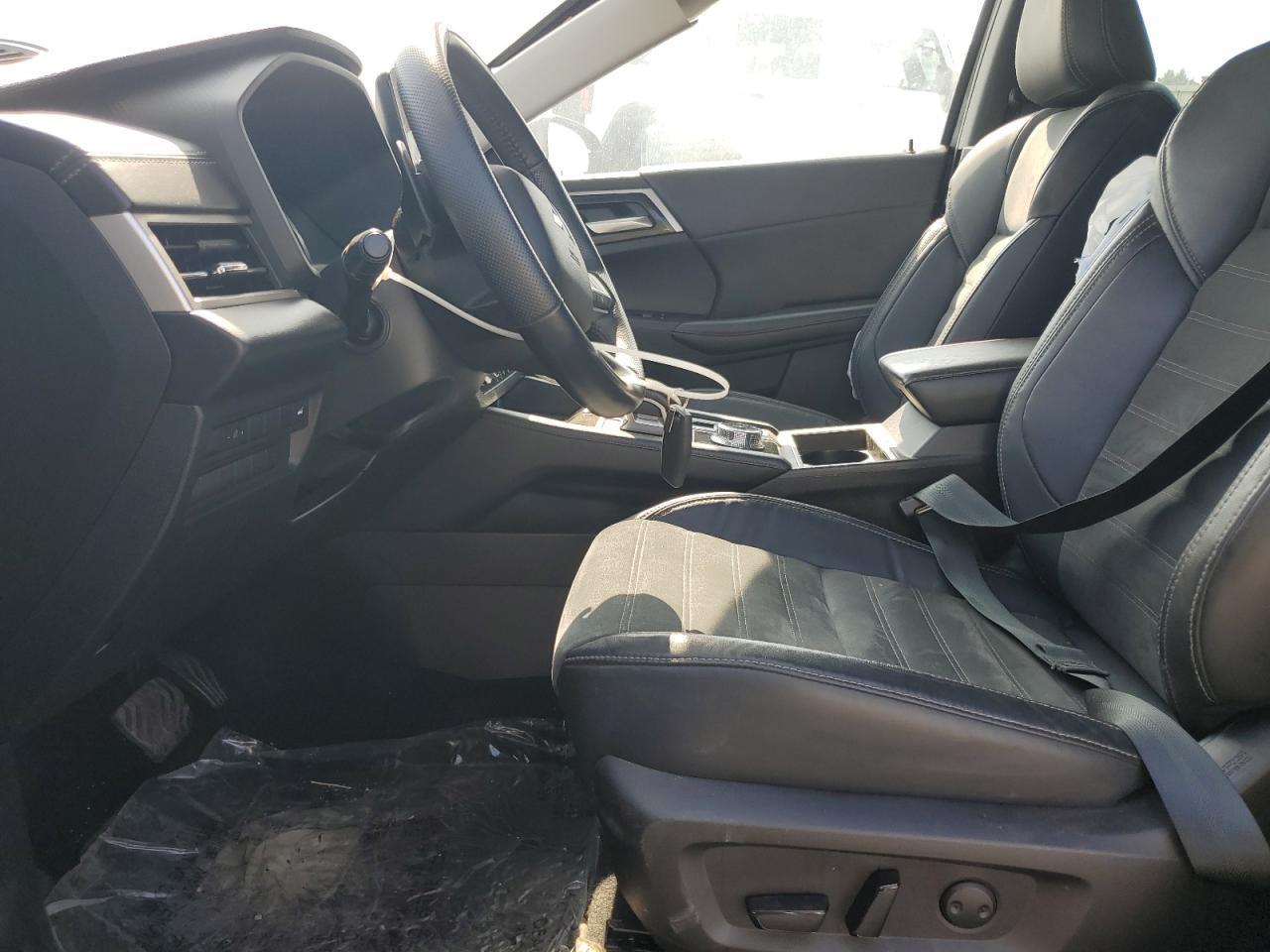 2022 MITSUBISHI outlander