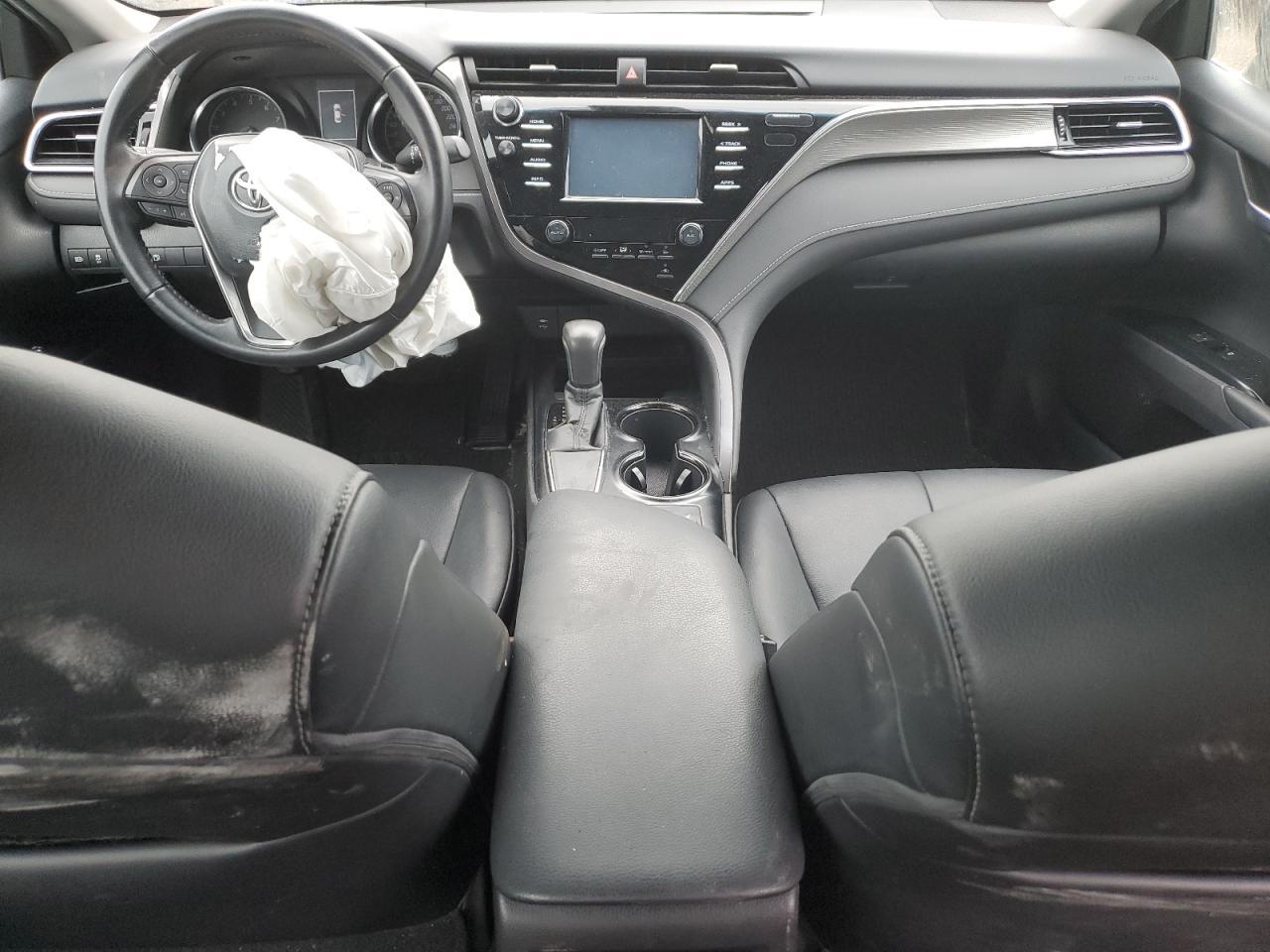 2018 TOYOTA CAMRY