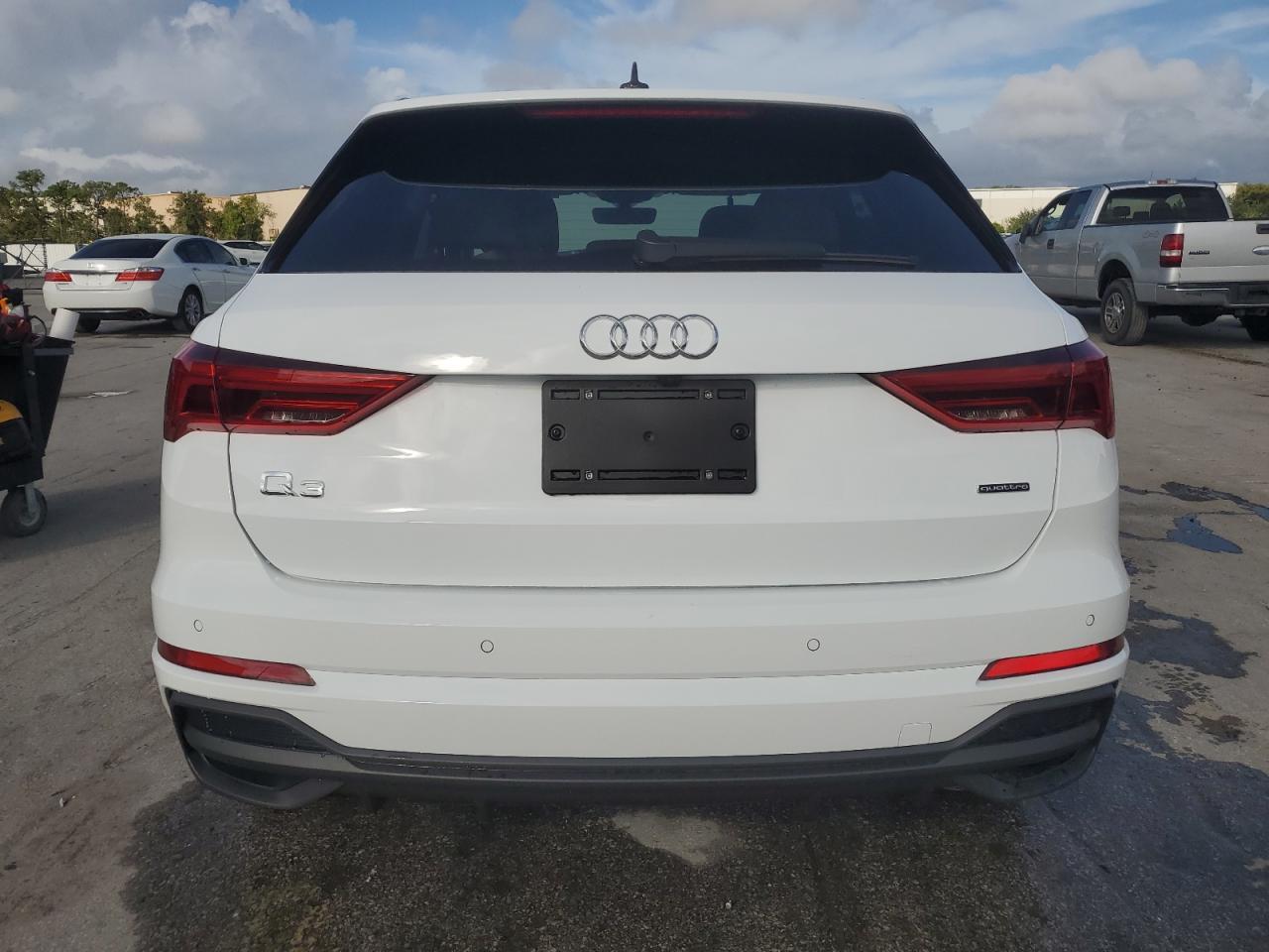 2024 AUDI Q3