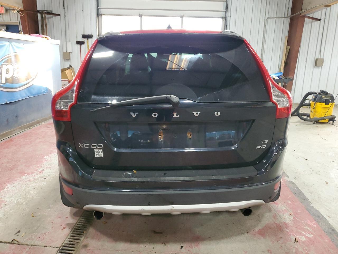 2010 VOLVO XC60