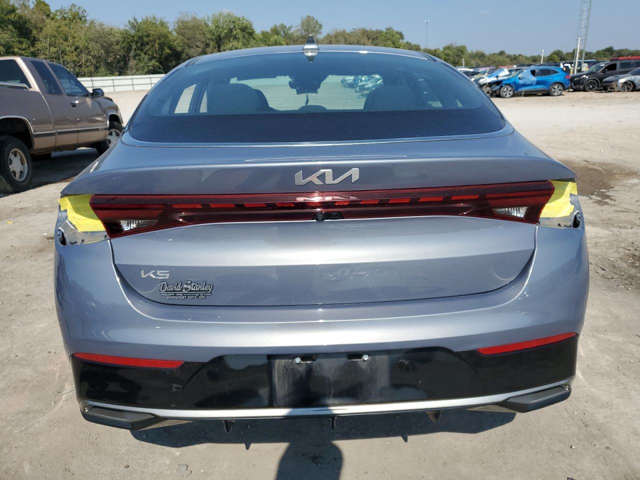 2023 KIA K5