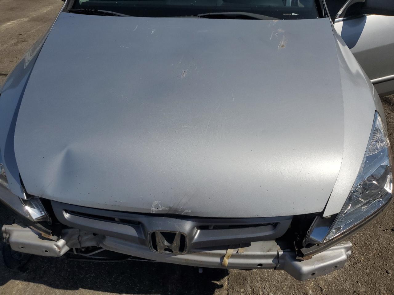 2004 HONDA ACCORD